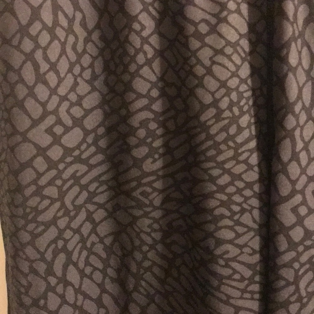 leggings - Picture 2 of 3